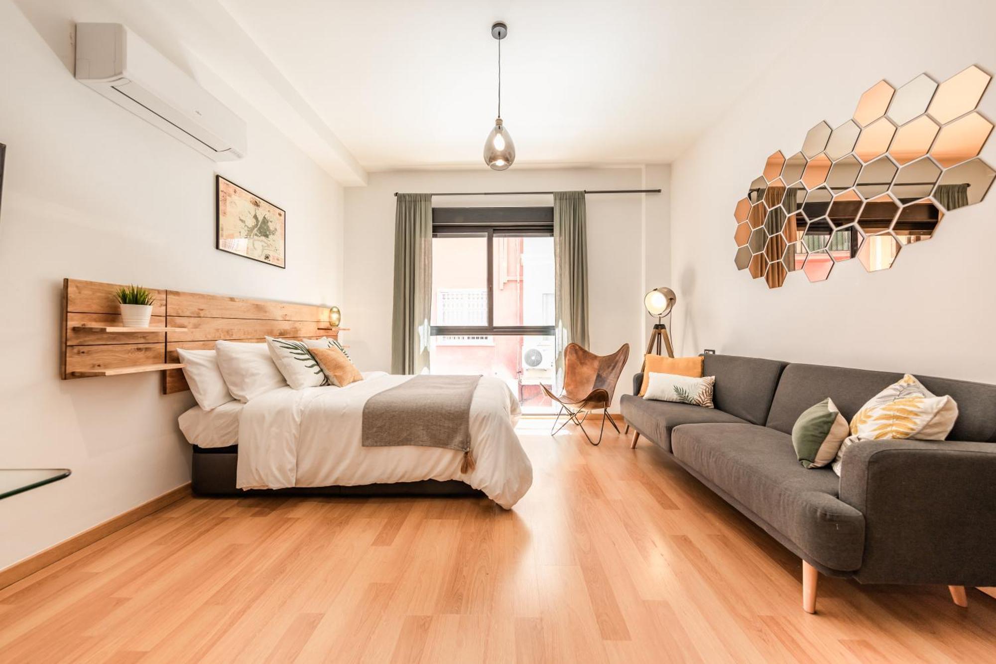 Industrial Studio In The City Center By Rems Μάλαγα Εξωτερικό φωτογραφία